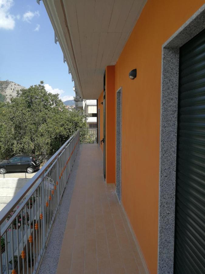 Apartamento Beb Del Carmelo Mercato San Severino Exterior foto